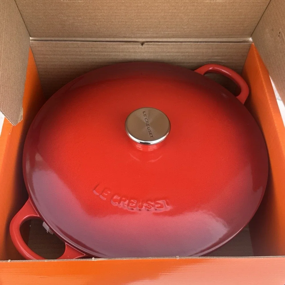 Le Creuset new open